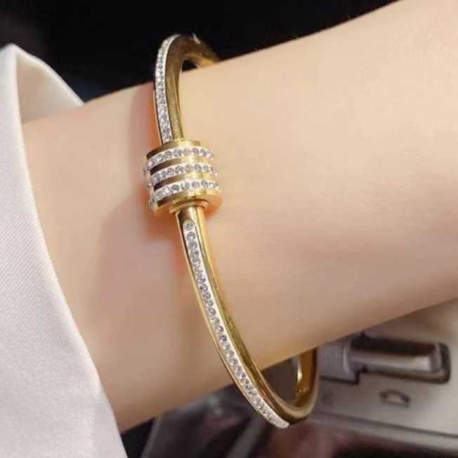 &quot;Crystal Loop&quot; Armband